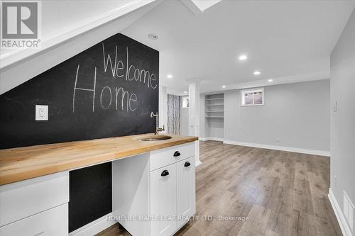 41 Ross Patrick Crescent, Newmarket, ON - Indoor Photo Showing Other Room