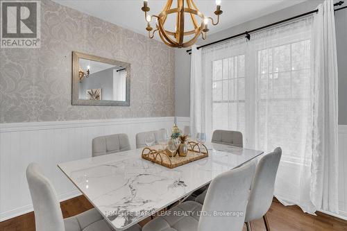 41 Ross Patrick Crescent, Newmarket, ON - Indoor Photo Showing Dining Room