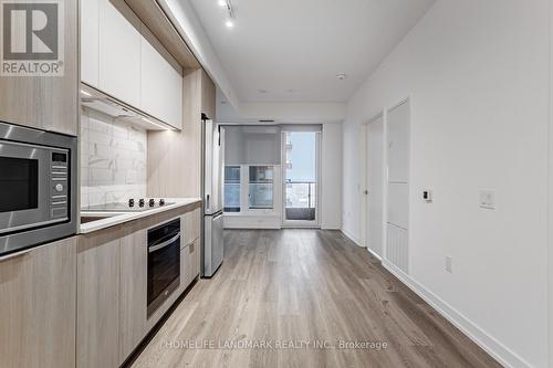 2912 - 395 Square One Drive, Mississauga, ON - Indoor Photo Showing Kitchen