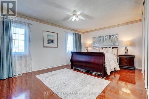 5633 Haddon Hall Road, Mississauga, ON - Indoor Photo Showing Bedroom