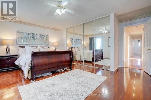 5633 Haddon Hall Road, Mississauga, ON - Indoor Photo Showing Bedroom