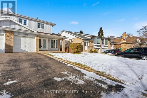 2909 Salerno Crescent, Mississauga, ON - Outdoor With Facade