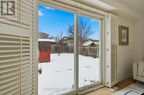 2909 Salerno Crescent, Mississauga, ON -  With Exterior