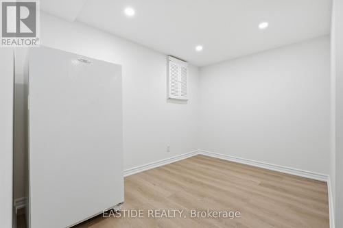 2909 Salerno Crescent, Mississauga, ON - Indoor Photo Showing Other Room