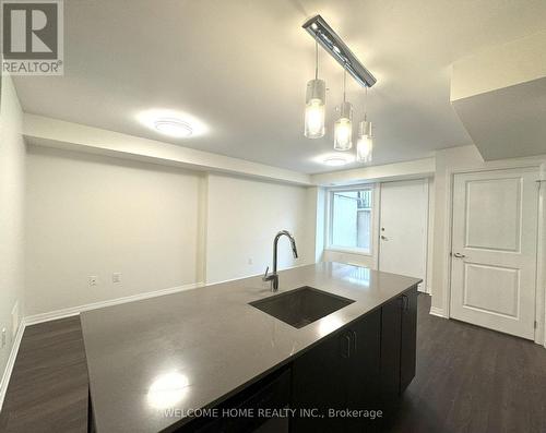 5 - 159 William Duncan Road, Toronto, ON - Indoor Photo Showing Kitchen