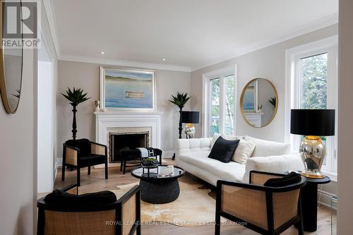 1483 The Links Drive, Oakville, ON - Indoor Photo Showing Living Room