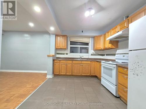 3 - 58 Cameron Avenue, Toronto, ON - Indoor Photo Showing Kitchen