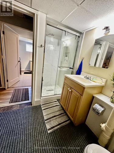 52 Meadow Park Drive, Huntsville, ON - Indoor Photo Showing Bathroom