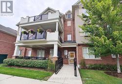 301 - 275 LITTLEWOOD DRIVE  Oakville, ON L6H 0K5
