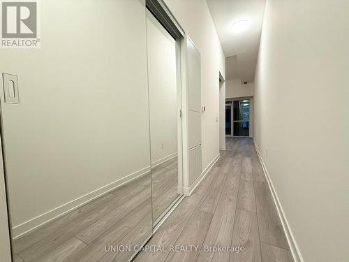 412 - 120 Broadway Avenue, Toronto, ON - Indoor Photo Showing Other Room