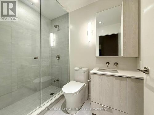 412 - 120 Broadway Avenue, Toronto, ON - Indoor Photo Showing Bathroom