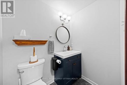 31 Glenhaven Pvt, Ottawa, ON - Indoor Photo Showing Bathroom