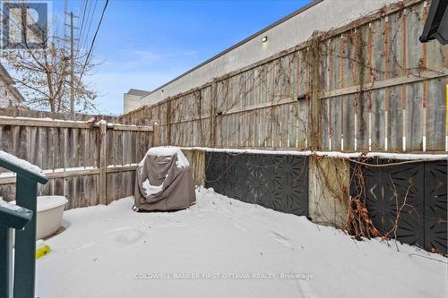31 Glenhaven Pvt, Ottawa, ON - Outdoor With Exterior