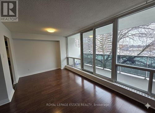314 - 30 Sunrise Avenue, Toronto, ON - Indoor Photo Showing Other Room