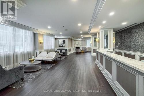 210 - 10 Old York Mills Road, Toronto, ON - Indoor