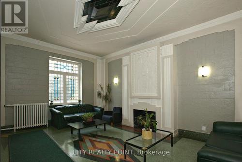 520 - 396 Avenue Road, Toronto, ON - Indoor With Fireplace