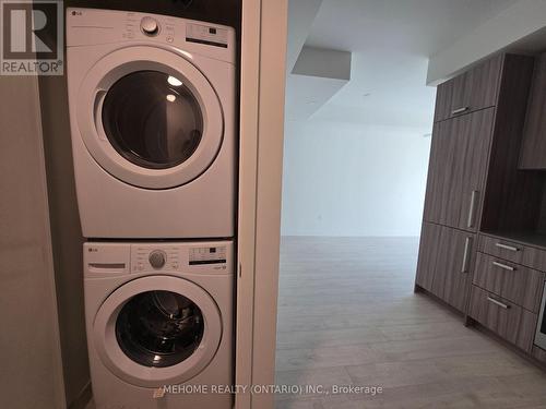 132 - 69 Curlew Drive, Toronto, ON - Indoor Photo Showing Laundry Room