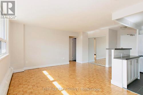 1008 - 1500 Bathurst Street, Toronto, ON - Indoor Photo Showing Other Room