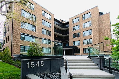 403 - 1545 Bathurst Street, Toronto, ON - Outdoor
