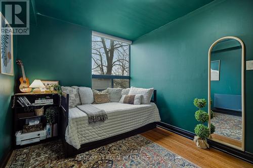 219 - 50 Mississauga Valley Boulevard, Mississauga, ON - Indoor Photo Showing Bedroom