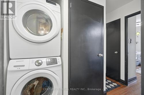 219 - 50 Mississauga Valley Boulevard, Mississauga, ON - Indoor Photo Showing Laundry Room