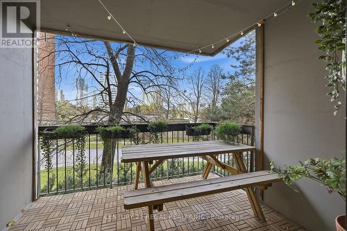 219 - 50 Mississauga Valley Boulevard, Mississauga, ON - Outdoor