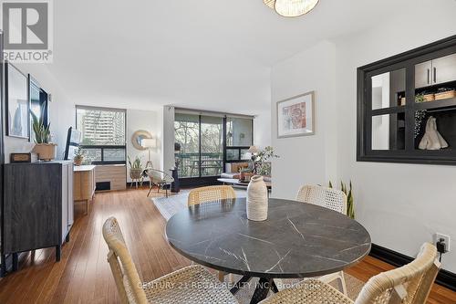 219 - 50 Mississauga Valley Boulevard, Mississauga, ON - Indoor Photo Showing Dining Room
