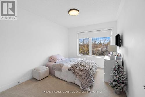 1308 Gull Crossing, Pickering, ON - Indoor Photo Showing Bedroom