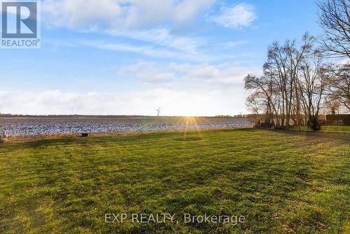 Open field private peaceful perfect for campfires. - 8459 Lazy Lane, Lambton Shores, ON - Outdoor With View