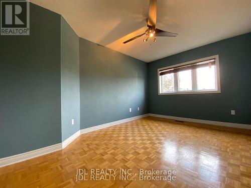 618 Leatherleaf Drive, Mississauga, ON - Indoor Photo Showing Other Room