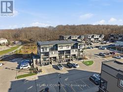 21D - 1989 OTTAWA STREET S  Kitchener, ON N2E 0G7