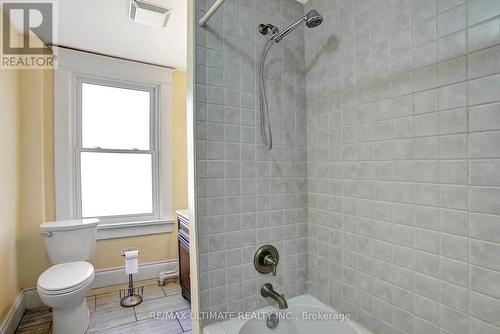 2 - 67 Moore Avenue, Kitchener, ON - Indoor Photo Showing Bathroom