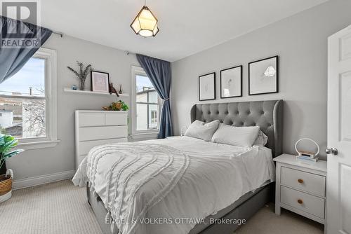 421 Arlington Avenue, Ottawa, ON - Indoor Photo Showing Bedroom