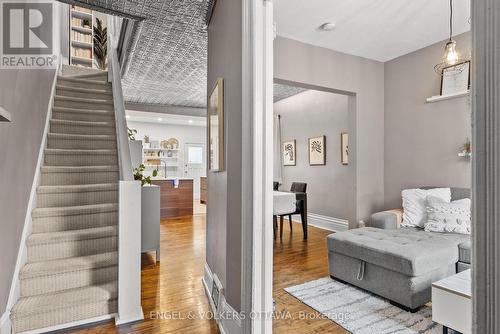 421 Arlington Avenue, Ottawa, ON - Indoor Photo Showing Other Room