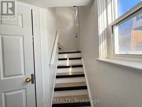 1000 Hamilton Road, London East (East O), ON - Indoor Photo Showing Other Room