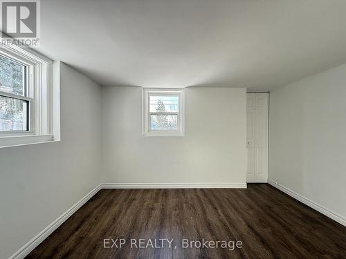 1000 Hamilton Road, London East (East O), ON - Indoor Photo Showing Other Room