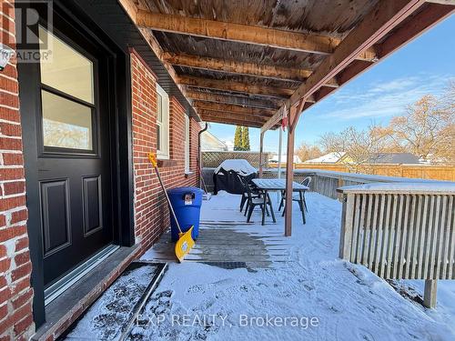 1000 Hamilton Road, London East (East O), ON - Outdoor With Deck Patio Veranda With Exterior