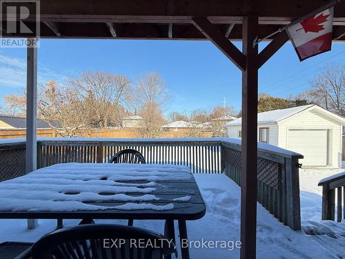 1000 Hamilton Road, London East (East O), ON - Outdoor With Deck Patio Veranda With Exterior