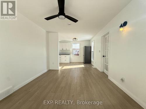 1000 Hamilton Road, London East (East O), ON - Indoor Photo Showing Other Room