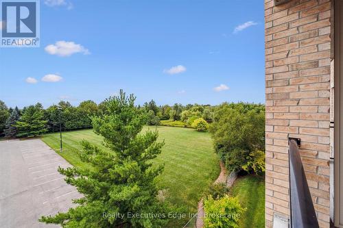 323 - 1077 Gordon Street, Guelph (Kortright West), ON - Outdoor