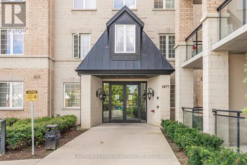 323 - 1077 GORDON STREET  Guelph (Kortright West), ON N1G 0E3