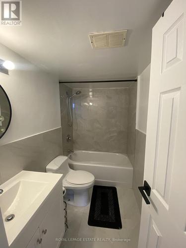 1503 - 20 Edgecliff Golfway, Toronto, ON - Indoor Photo Showing Bathroom