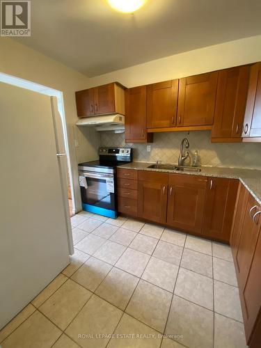 1503 - 20 Edgecliff Golfway, Toronto, ON - Indoor Photo Showing Kitchen