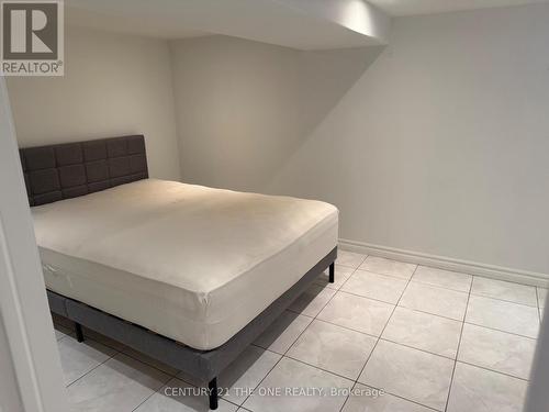 26 Avon Avenue, Toronto, ON - Indoor