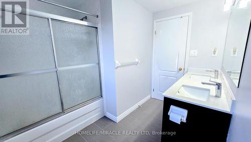 22 Rockwood Road, Kitchener, ON - Indoor Photo Showing Bathroom