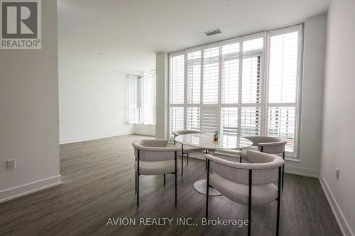 438 - 20 Inn On The Park Drive, Toronto, ON - Indoor