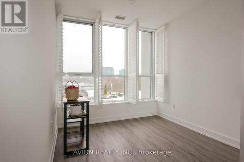 438 - 20 Inn On The Park Drive, Toronto, ON - Indoor Photo Showing Other Room