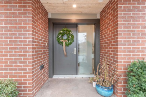 8-180 First Ave West, Qualicum Beach, BC 