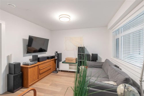 8-180 First Ave West, Qualicum Beach, BC 