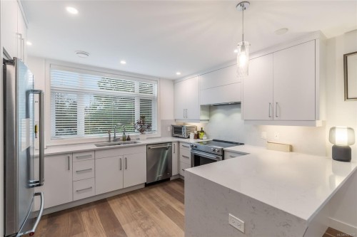 8-180 First Ave West, Qualicum Beach, BC 